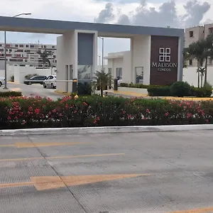 Gorgeous Hoestel Long Island! Apartamento Cancún