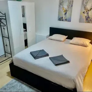 Apartment Minimal - Flat Ad Centre, Brussels