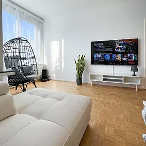  Appartement Cosy Two Bedroom In